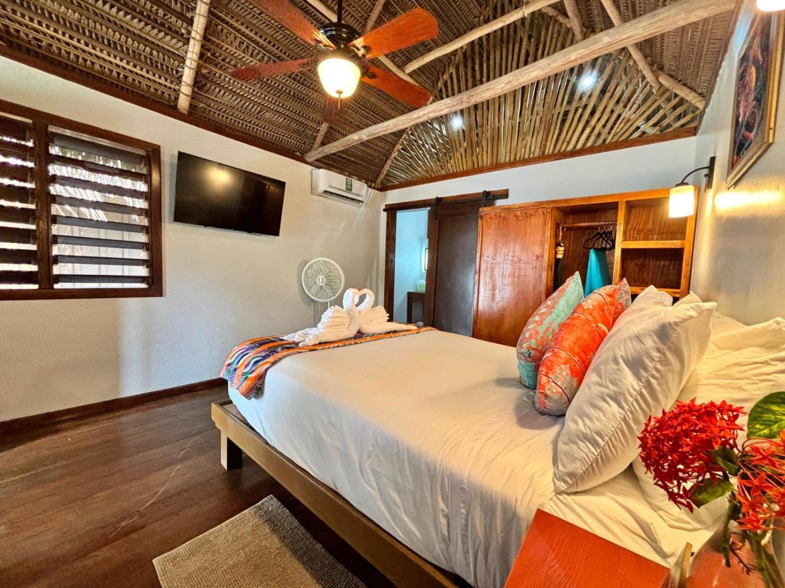 Azure Del Mar Ξενοδοχείο Maya Beach Εξωτερικό φωτογραφία